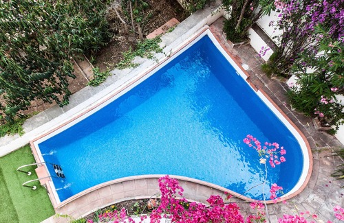Gracia Casa | Casa Vilaro Park Guell con piscina privada. Ideal grupos de amigos y Familias