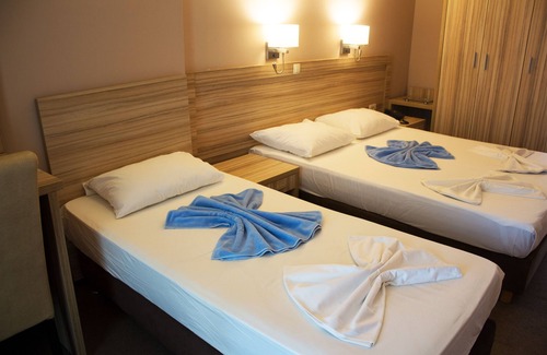 Petrovac Hotel | Vile Oliva Hotel & Resort