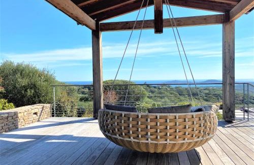 Pinarellu Villa | Villa de luxe vue mer et piscine
