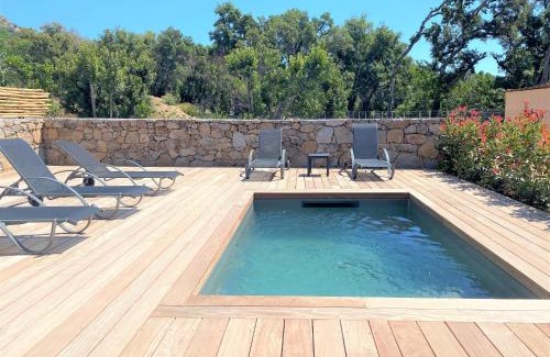 Pinarellu Villa | Villa deux chambres avec piscine chauffee proche des plages