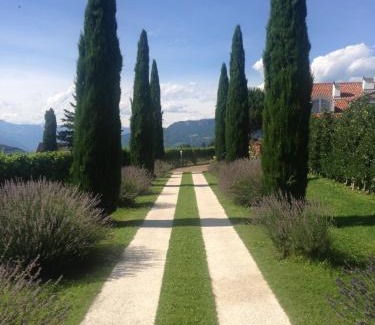 Cornaiano Apartamento | Villa Raifer
