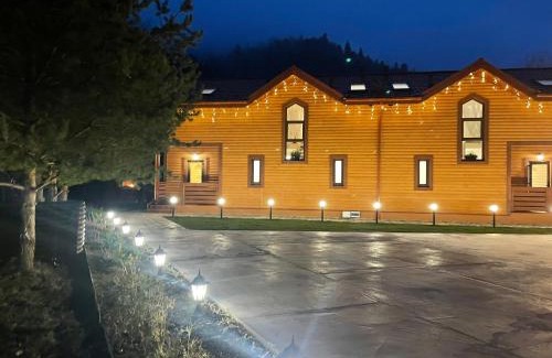 Mykulychyn Villa | Villa Затишна de luxe