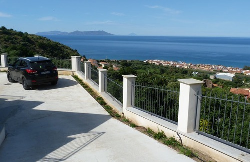 Gioiosa Marea Casa | Villa 1,5km From the Sea with a fantastic view