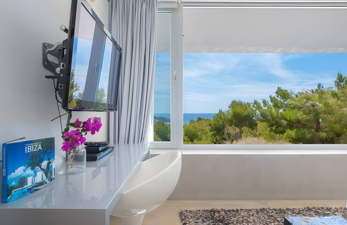 Sant Josep de sa Talaia Villa | Villa '10-9' con vistas al mar, Wi-Fi y aire acondicionado