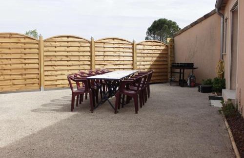 Vallon-Pont-d'Arc Casa | Villa 11 Pers à Vallon-Pont-d'Arc - Piscine Privée, 5 Ch, Jardin, Proche Centre - FR-1-382-213