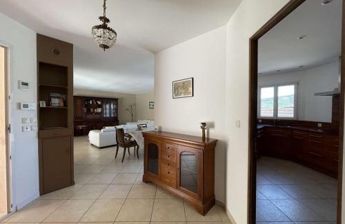 Vallon-Pont-d'Arc Casa | Villa 11 Pers à Vallon-Pont-d'Arc - Piscine Privée, 5 Ch, Jardin, Proche Centre - FR-1-382-213