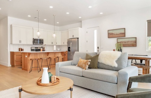Bloomington Casa | Villa #15 Dog Friendly, Pool and Hot Tub!