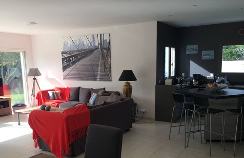 Saint-Trojan-les-Bains Villa | Villa, 165 m2, piscina climatizada, amplio jardín a los pies de la playa de Gatseau.