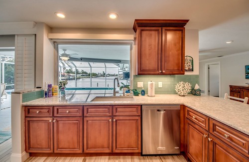 Caloosahatchee Casa | Villa 2 Beautiful Sunsets, Pool, 200' Canal. 52 reviews.