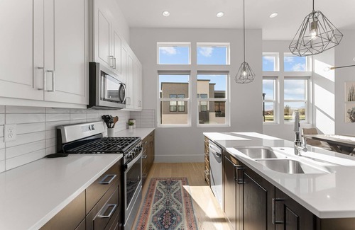 Bloomington Condominio | Villa #20 at Bloomington Country Club: Pool, Golf, Restaurant