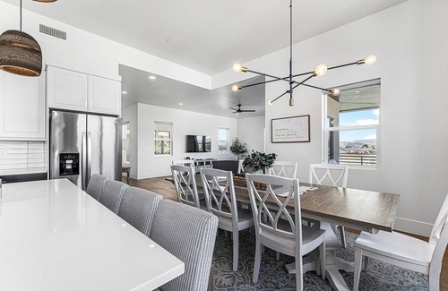 Bloomington Condominio | Villa #22 Bloomington Country Club: Pool, Golf, Restaurant