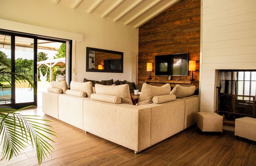 Angresse Villa | Arquitecto diseñado villa de 220m2 cerca de Hossegor en Angresse. Con piscina.