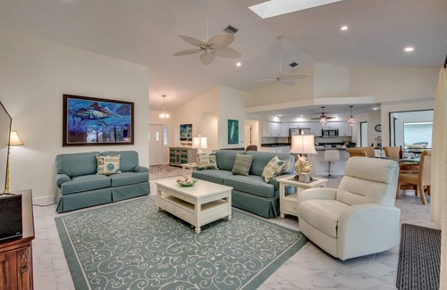 Caloosahatchee Casa | Villa 27 Wide Water Views, Hot Tub, Heated pool! 62 reviews.