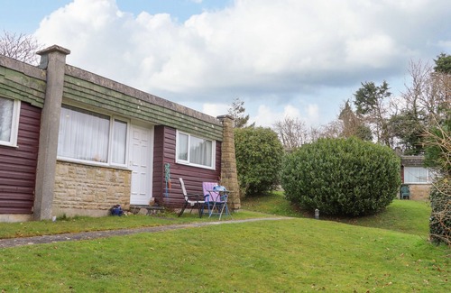 St Teath Cabaña | VILLA 29, family friendly, with pool in Camelford