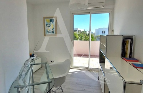 Sete Villa | Villa 3 chambres, 3 salles de bain, climatisation et piscine