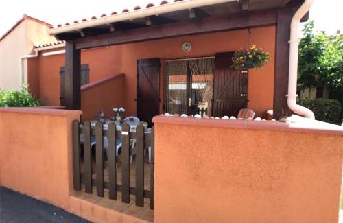 Port Leucate Villa | Villa 3 Pièces avec Mezzanine et Terrasse - 6 Couchages - Proche Plage et Commerces à Port Leucate - FR-1-81-480