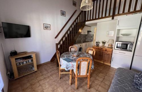 Port Leucate Villa | Villa 3 Pièces avec Mezzanine et Terrasse - 6 Couchages - Proche Plage et Commerces à Port Leucate - FR-1-81-480