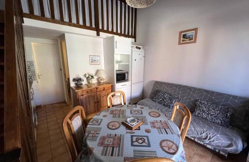 Port Leucate Villa | Villa 3 Pièces avec Mezzanine et Terrasse - 6 Couchages - Proche Plage et Commerces à Port Leucate - FR-1-81-480