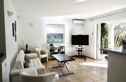 Cavaliere Villa | Villa 4* à 20m de la plage, jardin, parking, clim, WIFI - FR-1-728-15