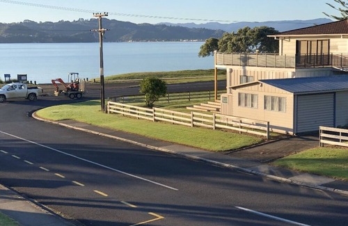 Whitianga Apartamento | Villa 4 Aqua Soleil by the beach