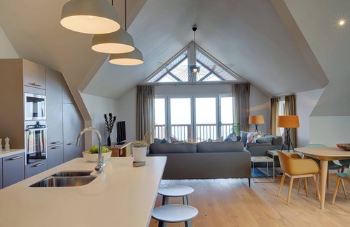 Mullion Cabaña | VILLA 4, family friendly, character holiday cottage in Mullion