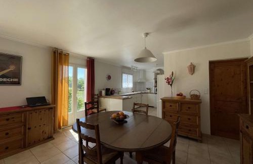 Orgnac-l'Aven Casa | Villa 4 pers avec piscine privée, grand terrain, animaux admis, WiFi, Orgnac l'Aven - FR-1-382-207