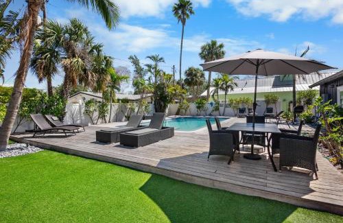 Holmes Beach Villa | Villa #4 Sand Dollar