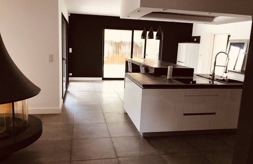 Ares Casa | Villa 420m2, 17 personas, Hamman, Jaccuzi, 10 min. cuenca de bicicleta
