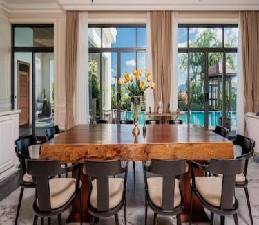 Ha Long Apartamento | Villa 5 phòng ngủ víp - Tuần Châu - Sát biển