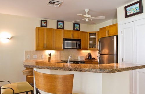 Grace Bay Condominio | Villa 502 1er piso, 2 habitaciones, 2 baños Piscina / jardín Villa (4-5 personas)