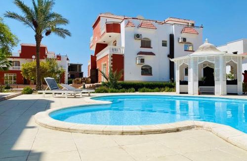 Village Road Villa | Villa 6