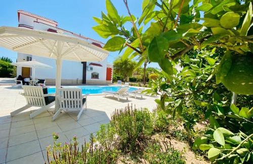 Village Road Villa | Villa 6