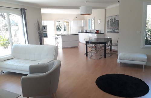 Castelnau-le-Lez Casa | Villa 6 pers, close to the beach, with regular cleaning service