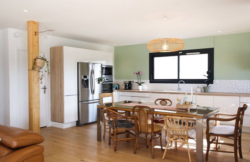 Marseillan Villa | Villa 6 Personnes Avec Spa, Four à Pizza et vue sur les Vignes