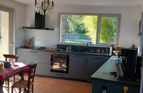 Calvisson Villa | Villa 8 people 5 bedroom, close to village center, piano, large swiming pool