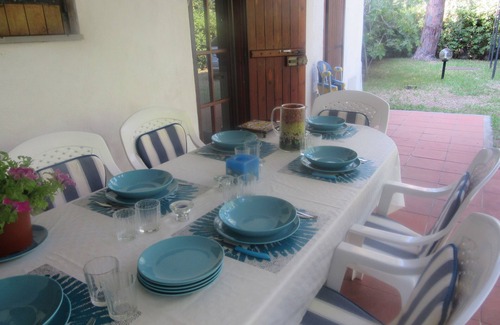 Fondi Villa | Villa 80 metros del mar, en una elegante residencia