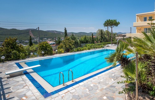 Lavreotiki Casa | Villa Adamite (4 bedrooms)