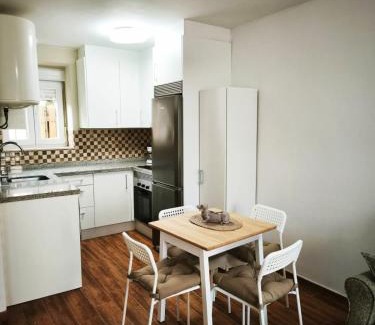 Gozon Casa | Villa Adelina
