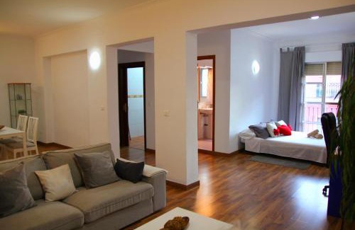 Dos Hermanas Apartamento | Villa Ahumor Apartamento entero 20 m Sevilla -6pax