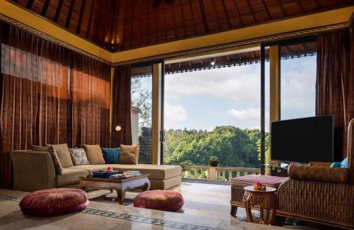 Batuan Villa | Villa Air Terjun Bucuan
