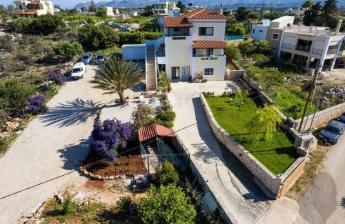 Sternes Villa | Villa Aitheras with sea views and garden