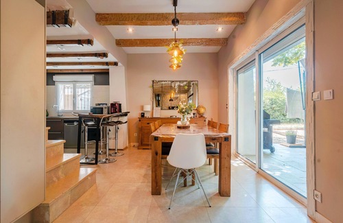 Grand Sud Villa | Villa 'Aix En Provence' con terraza privada, Wi-Fi y aire acondicionado