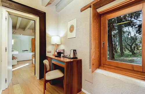 Montignoso Apartamento | VILLA ALBERICO - SUITE A