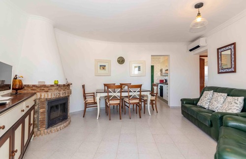 S'Algar Villa | Villa Alberto. Esta espaciosa villa recientemente reformada está situada en una zona tranquila.