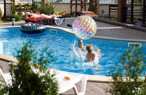 Kryzhanivka Casa | Villa Albizia
