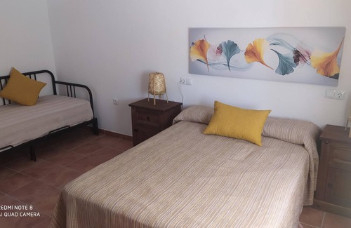 Beas Villa | Villa Alcor con piscina, jardín, terraza y Wi-Fi
