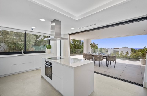 Nueva Milla de Oro Villa | Villa Alejandra
