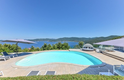 Marciana Marina Villa | Villa 'Alessia' con vistas al mar, Wi-Fi y aire acondicionado