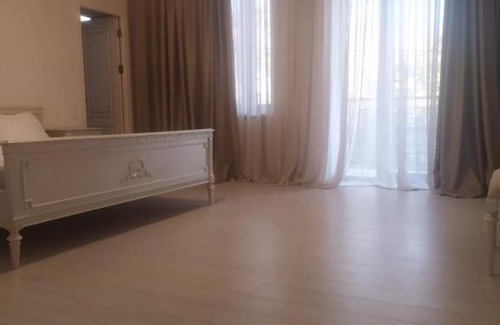 Erebuni Apartamento | Villa "ALISA"