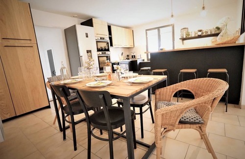Goult Villa | Villa Alix- Air conditioning- Electric car terminal- Private swimming pool